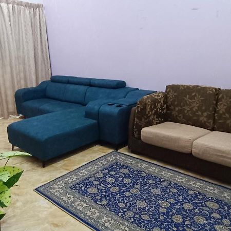 Homestay Lestari Klia Σεπάνγκ Εξωτερικό φωτογραφία