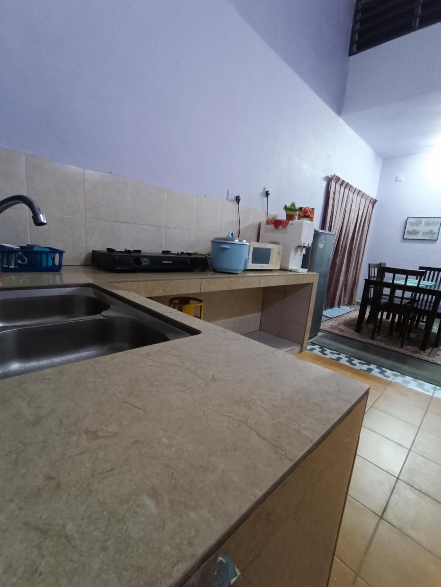 Homestay Lestari Klia Σεπάνγκ Εξωτερικό φωτογραφία